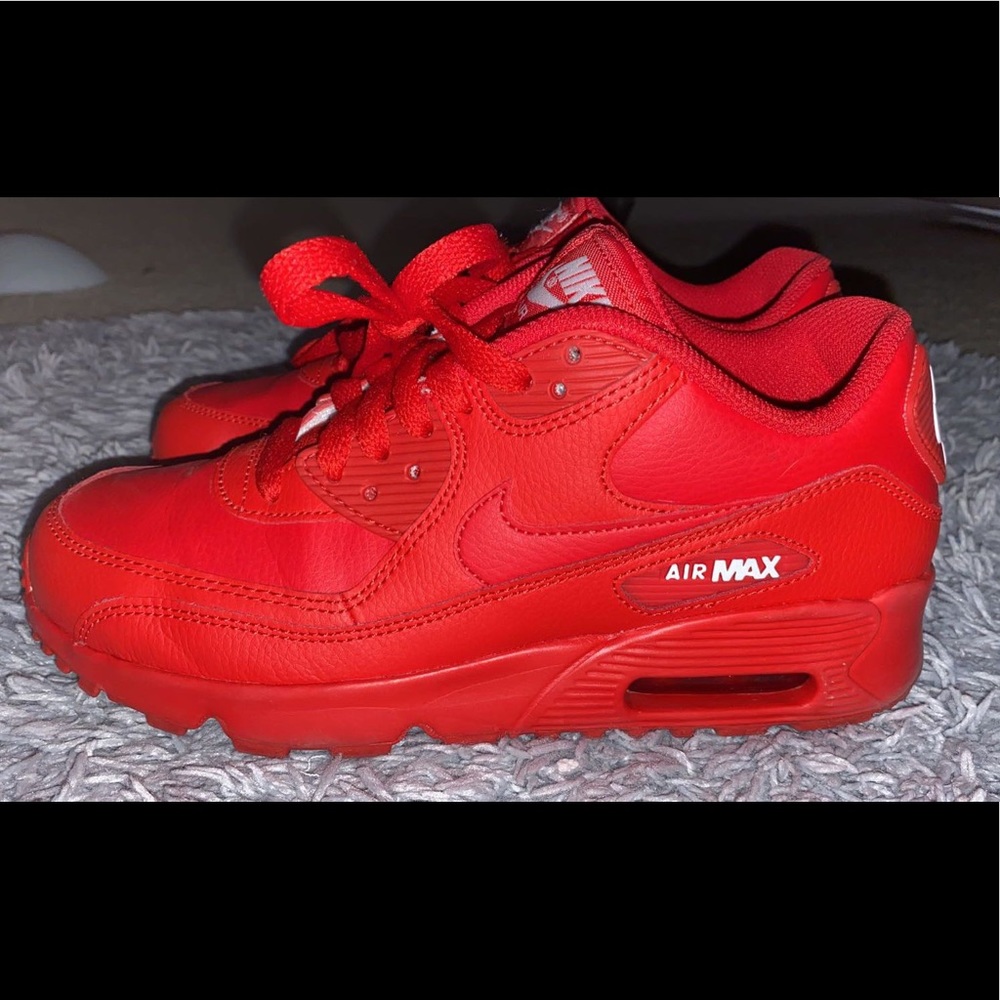 Red Nike Air Max
